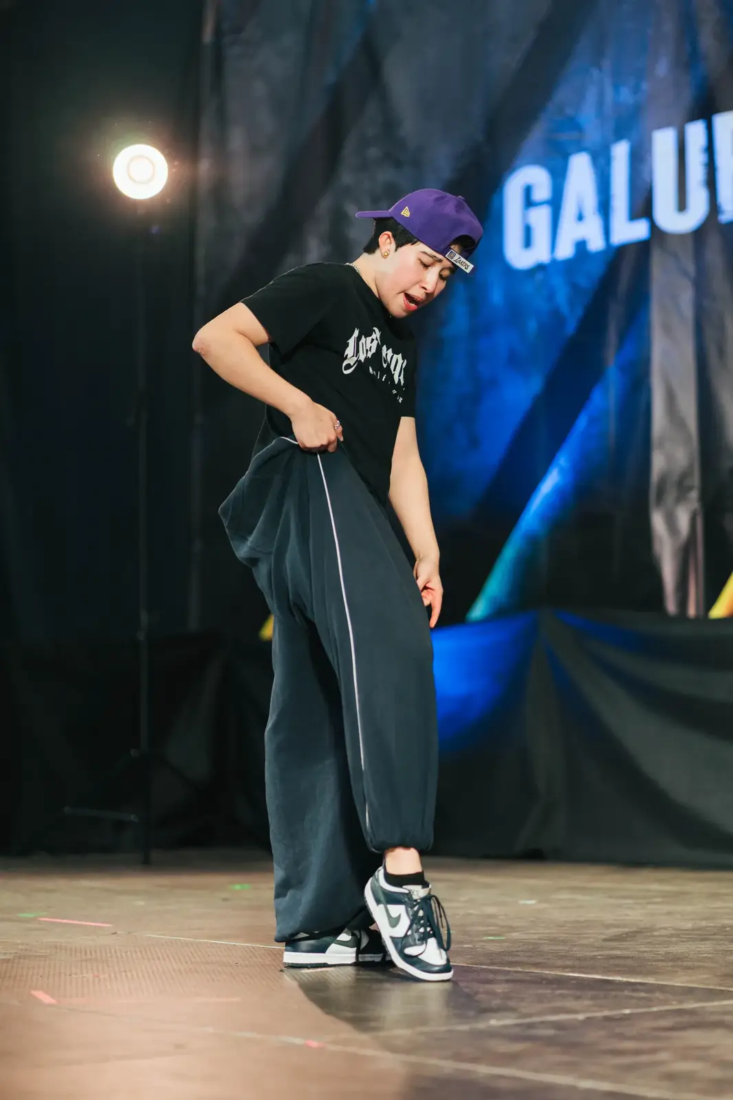 Eric Ramos en el escenario